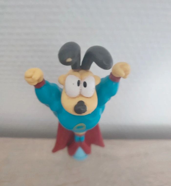 Figurine super odie - photo numéro 2