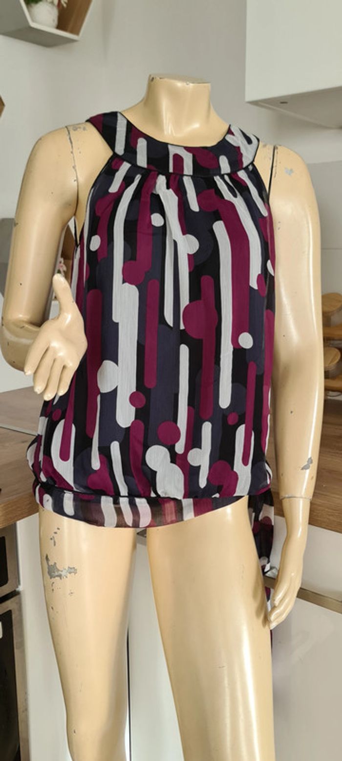 tres jolie tunique taille m jennyfer avec doublure 100 % polyestere (1)