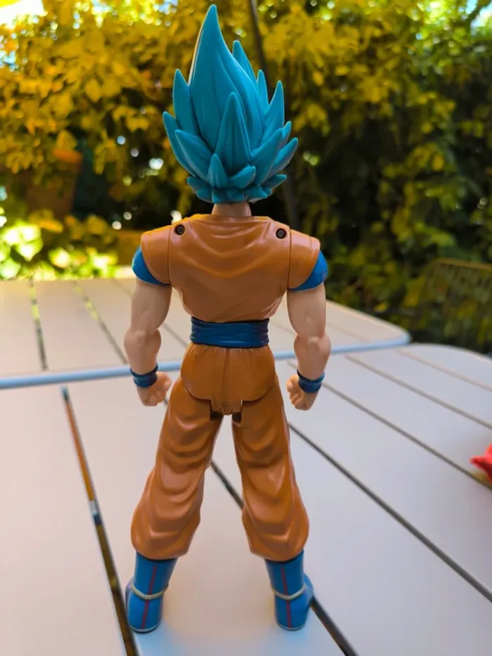 Figurine Sangoku cheveux bleu DragonBall z - photo numéro 3