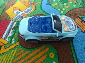 Voiture lumineuse sonore 