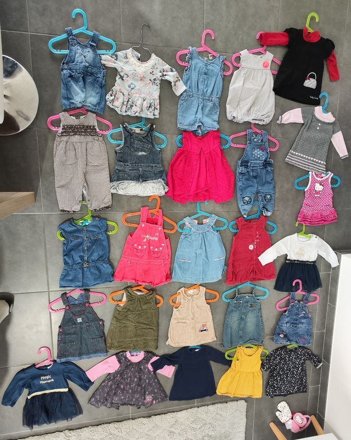 Lot robes, combinaison short/pantalon