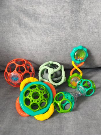 Lot hochets/balle Bright Starts/Nattou