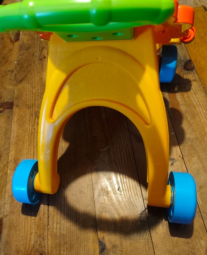 Trotteur lion musical - photo numéro 4