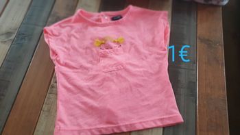 Tee-shirt avec relief avec les cheveux 6mois