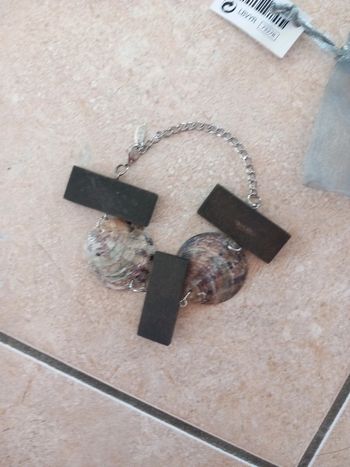 Bracelet fantaisie neuf