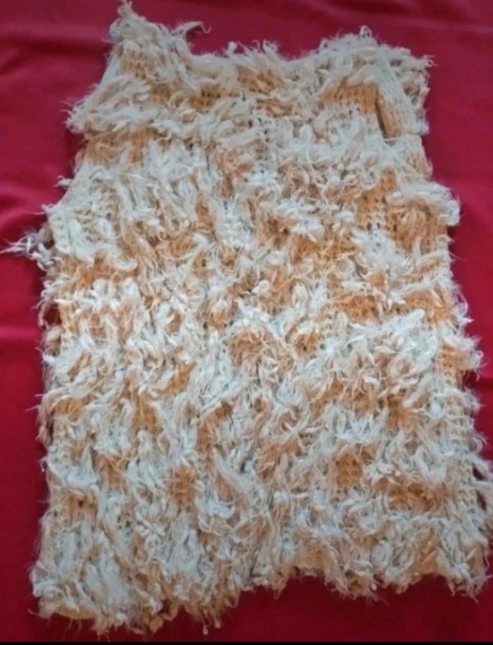 Gilet en moumoute crème sans manches taille 36-38 - photo numéro 4