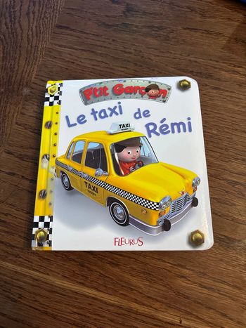 Livre, petit garçon, le taxi de Rémi