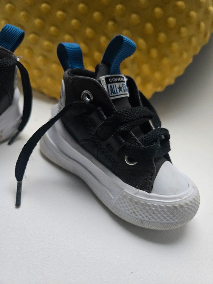 Converse 👟 - photo numéro 2