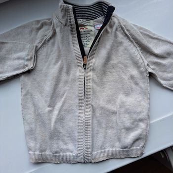 Gilet zara 9/12 mois