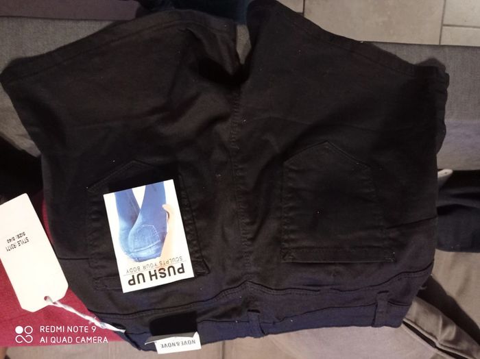 Short femme noir neuf S - photo numéro 3