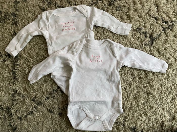 Lot de 2 bodies manches longues 3 mois