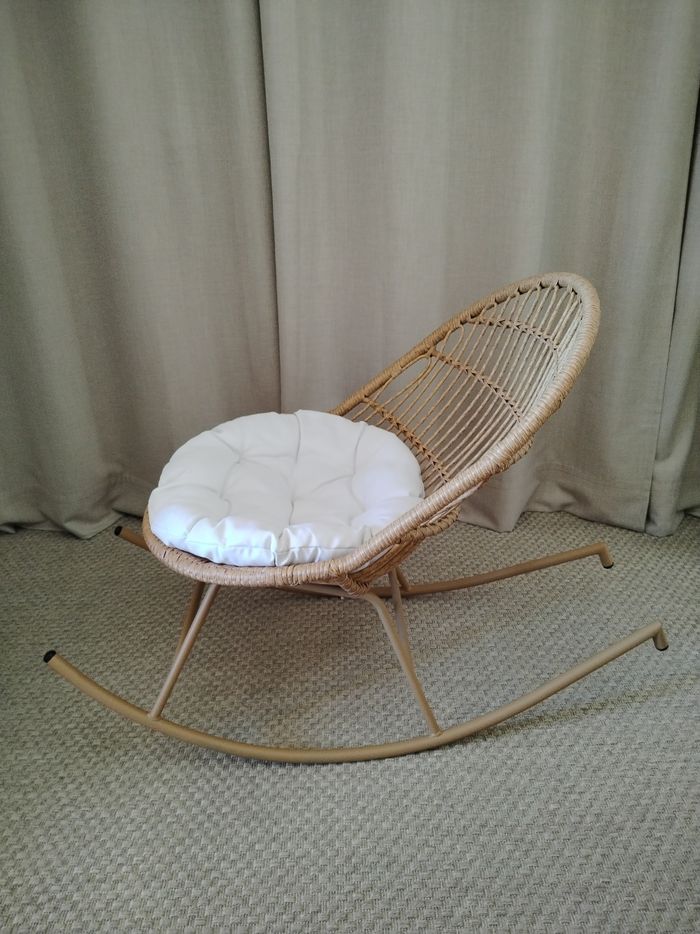 Siège à bascule en rotin - photo numéro 4