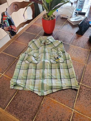 Chemise zippe sans manches