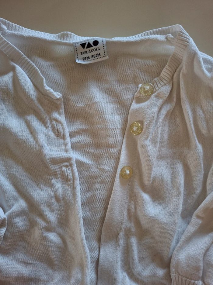 Gilet blanc bébé fille