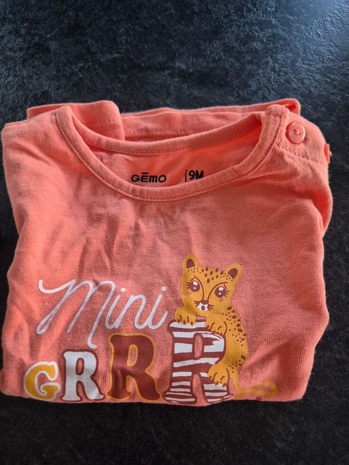 1 tee-shirt et 1 gilet - photo numéro 2