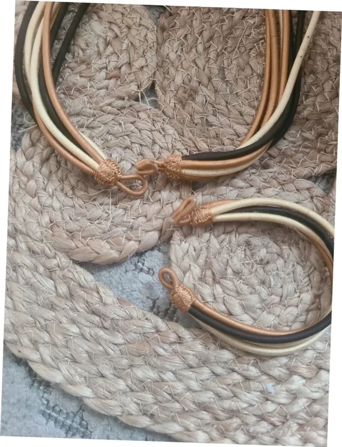 Collier et bracelet dorés & noirs, élégant ensemble - photo numéro 2