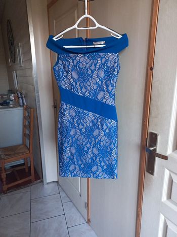 Robe bleue