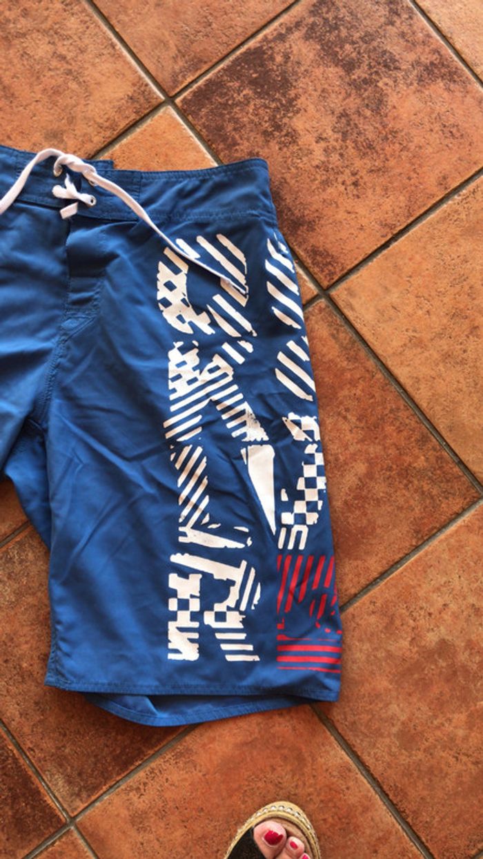 Quiksilver short taille 32 - photo numéro 2