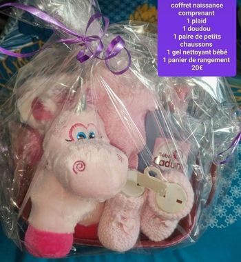 Coffret naissance neuf
