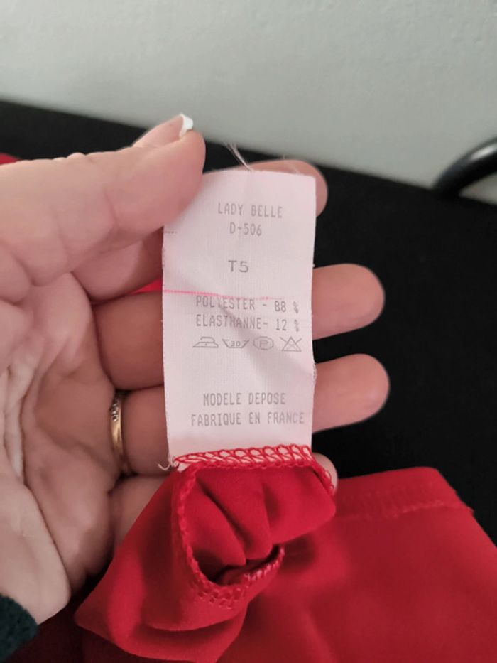 Débardeur rouge taille 5 - photo numéro 7