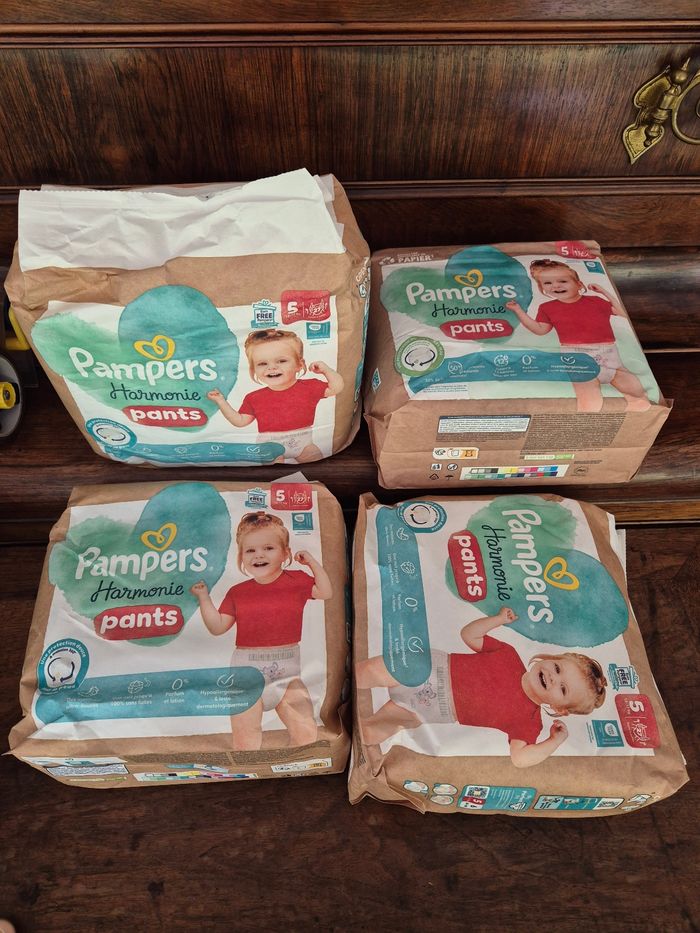 Couche taille 5 Harmonie pants Pampers : 108 pants culottes (4*27) - photo numéro 5
