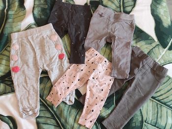 Lot 5 pantalons/legging