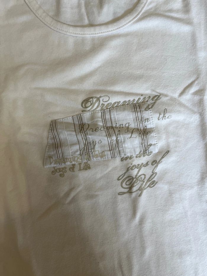 Robe et t-shirt - photo numéro 3