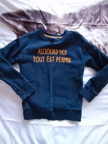 Sweat okaidi 8 ans