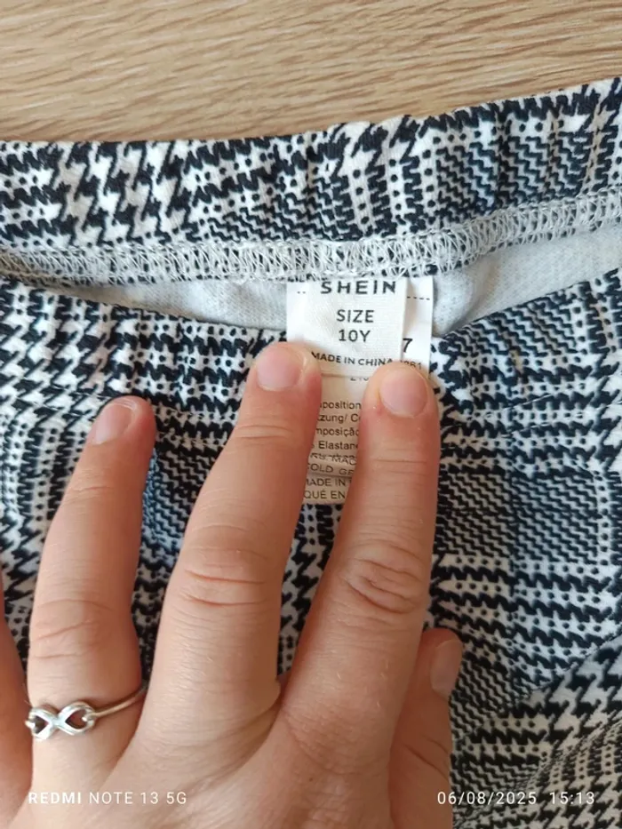Magnifique legging a carreaux shein taille 10 ans - photo numéro 4