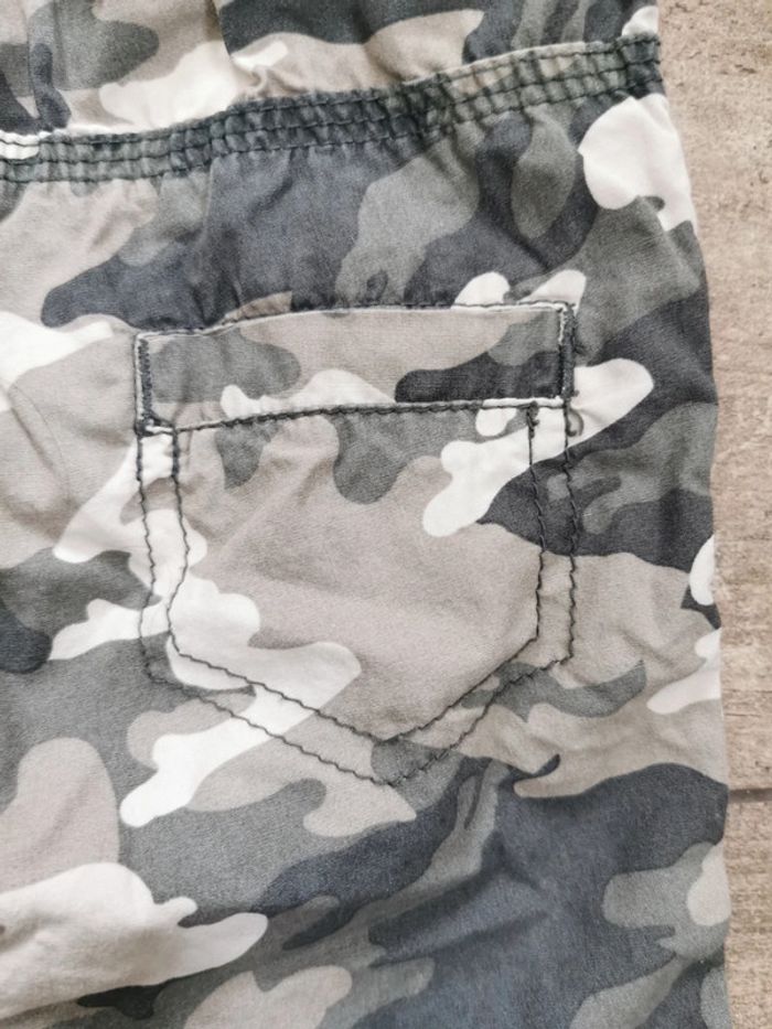 🌸Pantalon camouflage 9mois kaki kitchoun - photo numéro 6