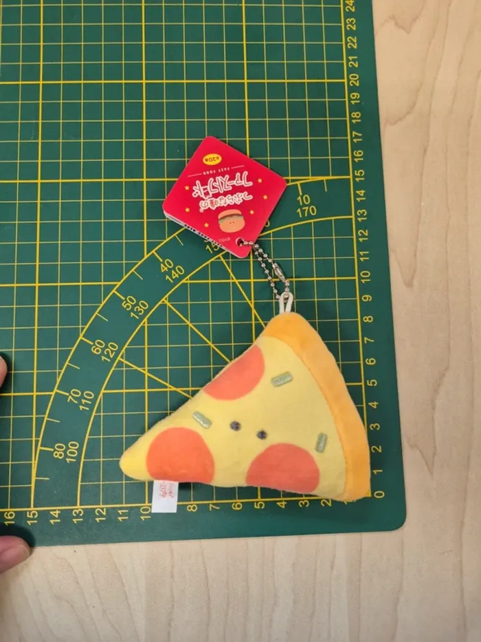 Porte-clés peluche Tsuburana Hitomi "Fast Food" : Pizza - photo numéro 4