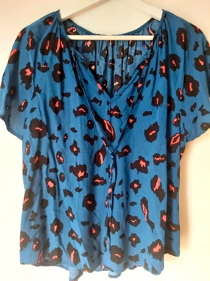 Blouse ample bleu léopard - photo numéro 2