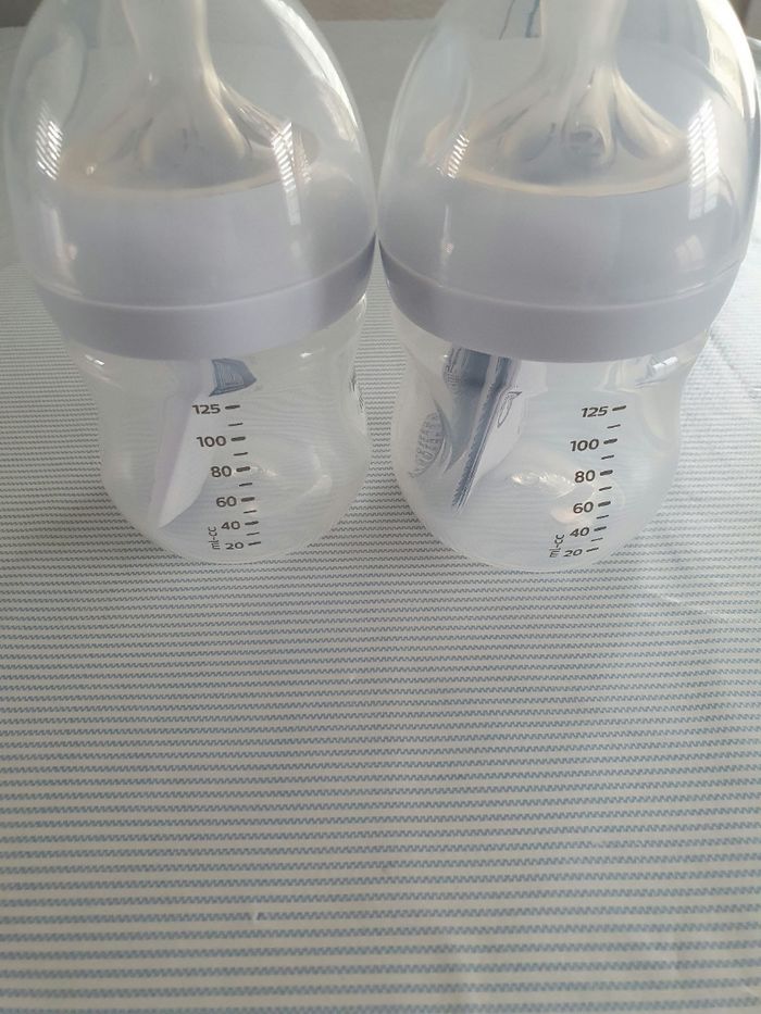 Lot de 2 biberons - photo numéro 3