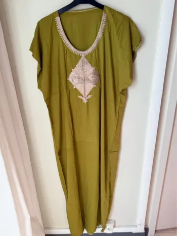 Djellaba vert olive