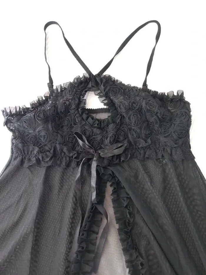 Nuisette en tulle et dentelle taille L - photo numéro 3