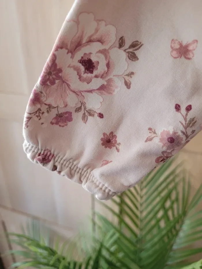 Pull C&A fille 12-18 mois - photo numéro 4
