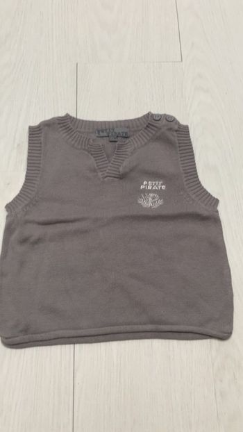 Pull sans manche 12 mois gris petit pirate