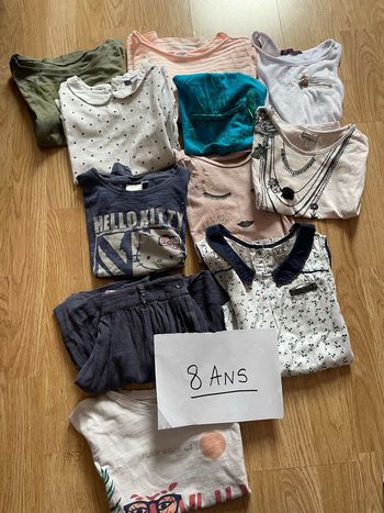 Lot vêtements 8 ans fille