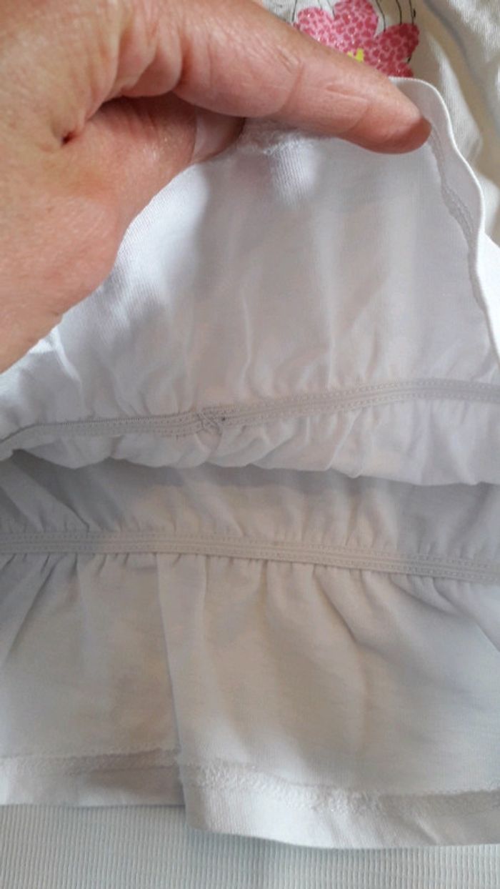 Lot de 4 tee shirts / débardeurs T 3 ans - photo numéro 6