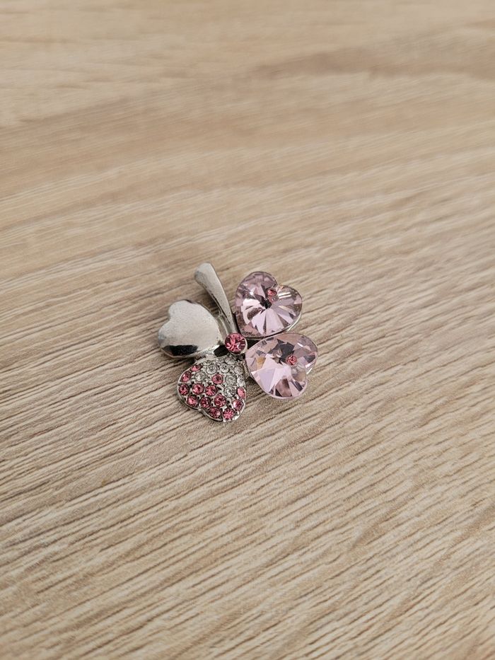 Médaillon pour collier trèfle 4 feuilles