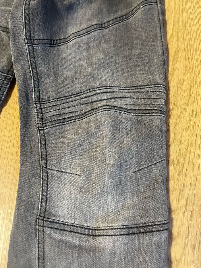 Jeans garçon taille 158/164 - photo numéro 2