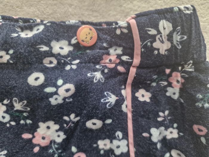 Ensemble Blouse ML légère blanche & short marine à fleurs - 18M - Sergent Major (BE avec defauts)) - photo numéro 4