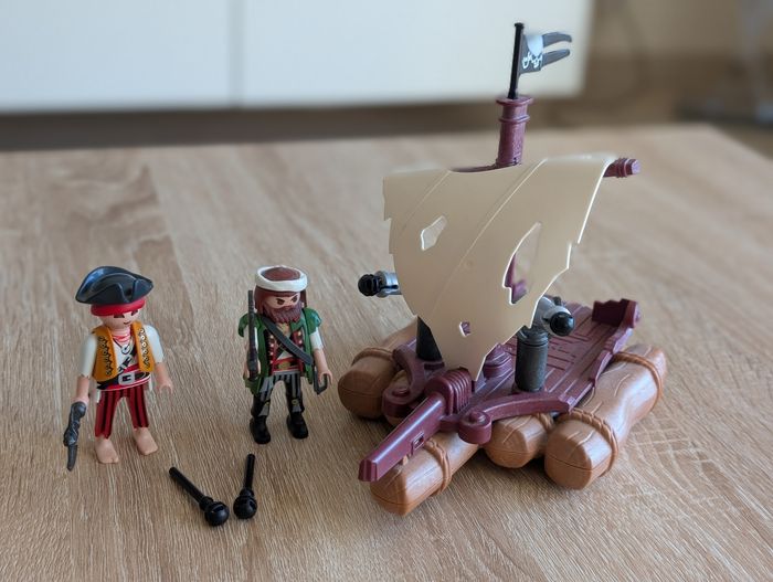 Playmobil 6682 Radeau avec pirates des ténèbres