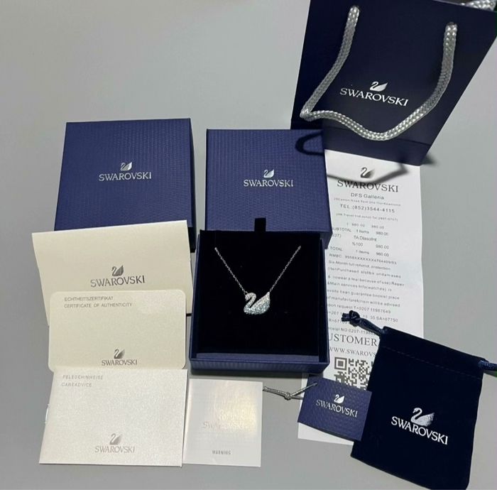 collier Swarovski de cygne bleu - photo numéro 2