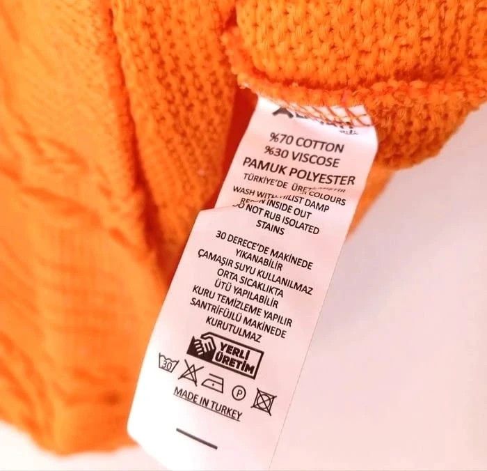 Robe courte en maille torsadé a épaulettes pour femme. Couleur Orange. Taille M. - photo numéro 7