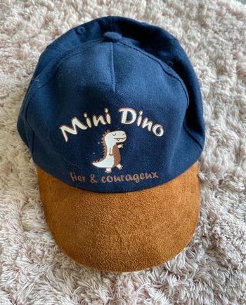 Casquette dinosaure Gémo 47 cm