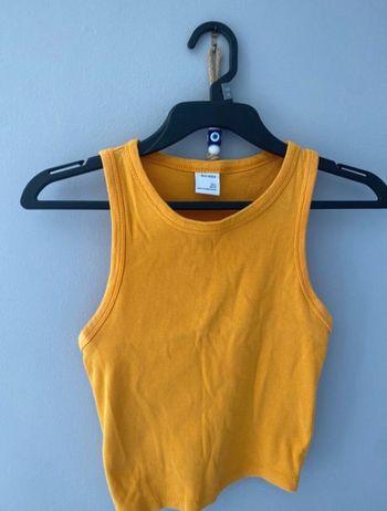 top orange bershka