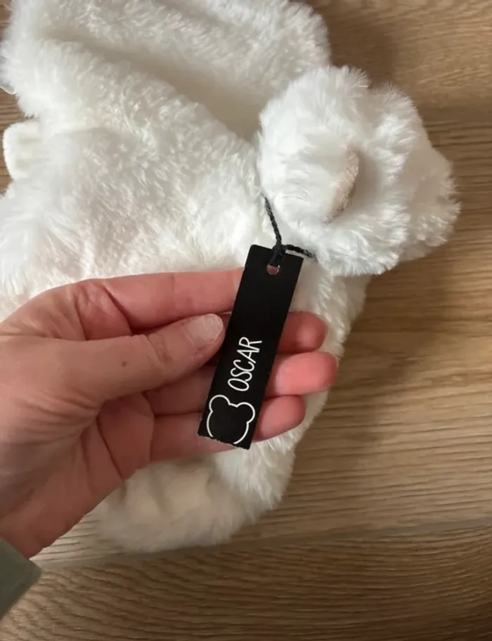 Doudou ours blanc J-Line « Oscar » Neuf avec étiquette - photo numéro 2