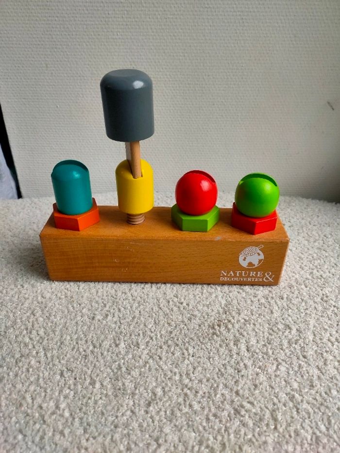 Activités vissage dévissage Montessori - photo numéro 5