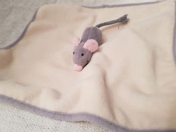 Doudou carré  souris Arthur et lola